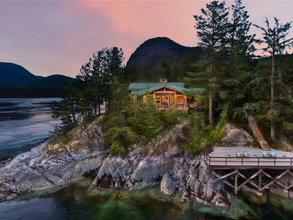 1 Stuart Island, Stuart Island, BC V0P 1V0