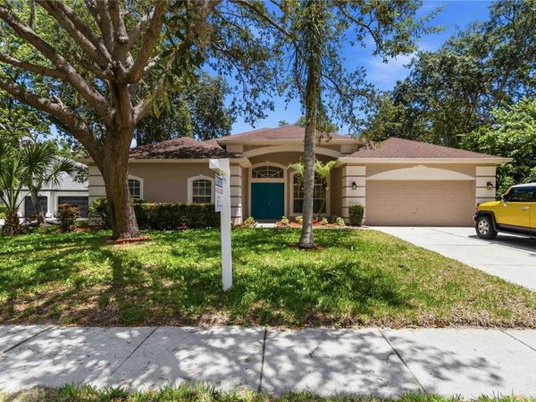 124 BLUE CREEK DRIVE, WINTER SPRINGS, FL 32708