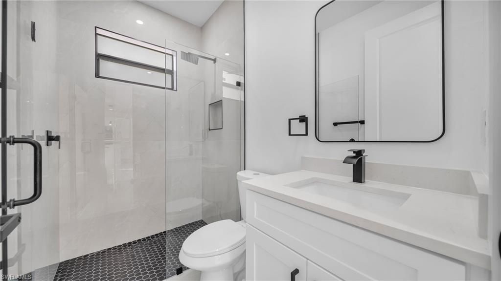 2002 NE 18th Ave, Cape Coral, FL 33909 Photo