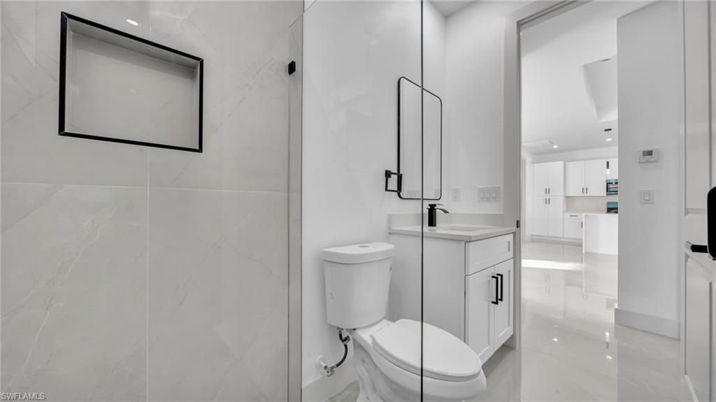 2002 NE 18th Ave, Cape Coral, FL 33909 Photo