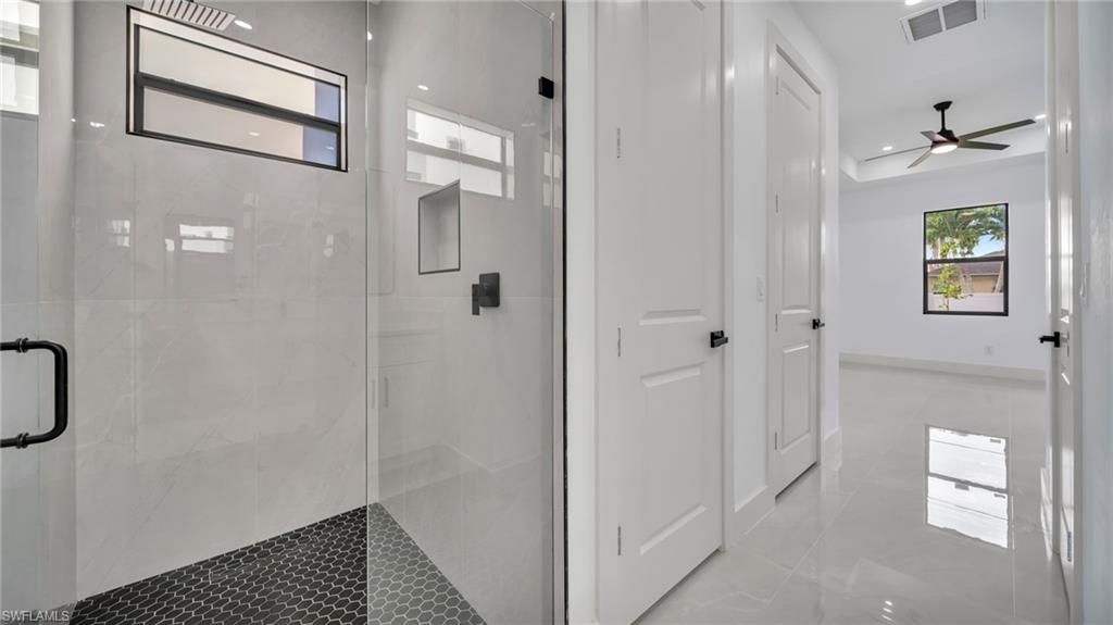 2002 NE 18th Ave, Cape Coral, FL 33909 Photo