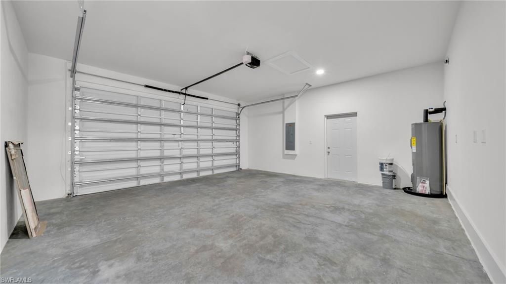 2002 NE 18th Ave, Cape Coral, FL 33909 Photo