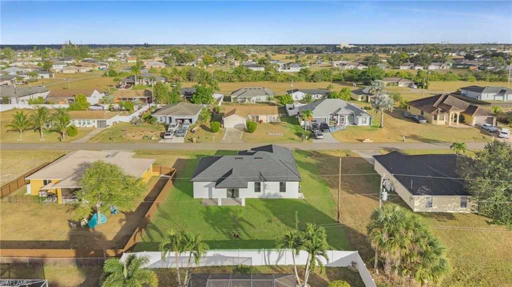 2002 NE 18th Ave, Cape Coral, FL 33909 Photo