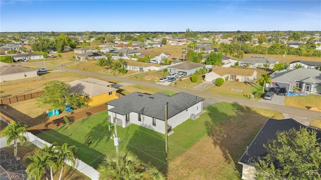 2002 NE 18th Ave, Cape Coral, FL 33909 Photo