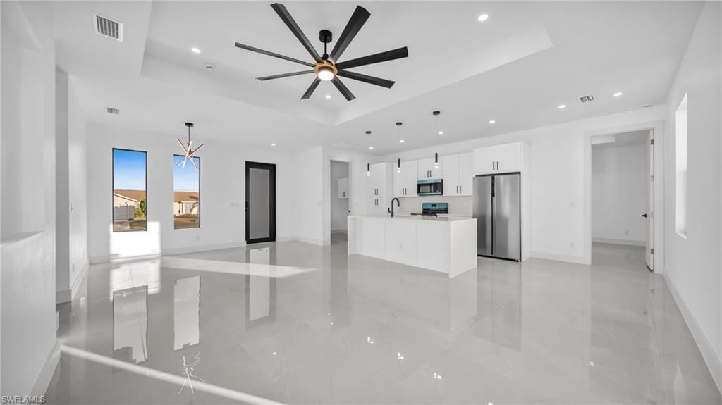 2002 NE 18th Ave, Cape Coral, FL 33909 Photo