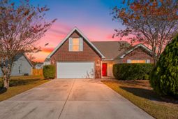 539 Rosings Drive photo 4