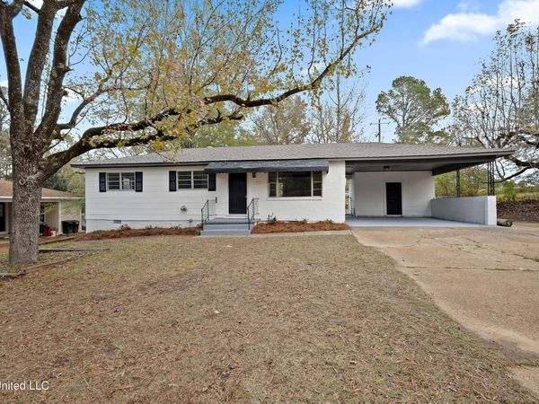 338 S Fox Hall Road, Pearl, MS 39208