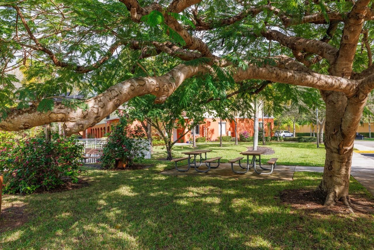 55 SE Palermo Court, Unit 105, Stuart, FL 34994 Photo