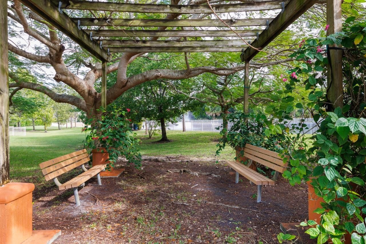 55 SE Palermo Court, Unit 105, Stuart, FL 34994 Photo