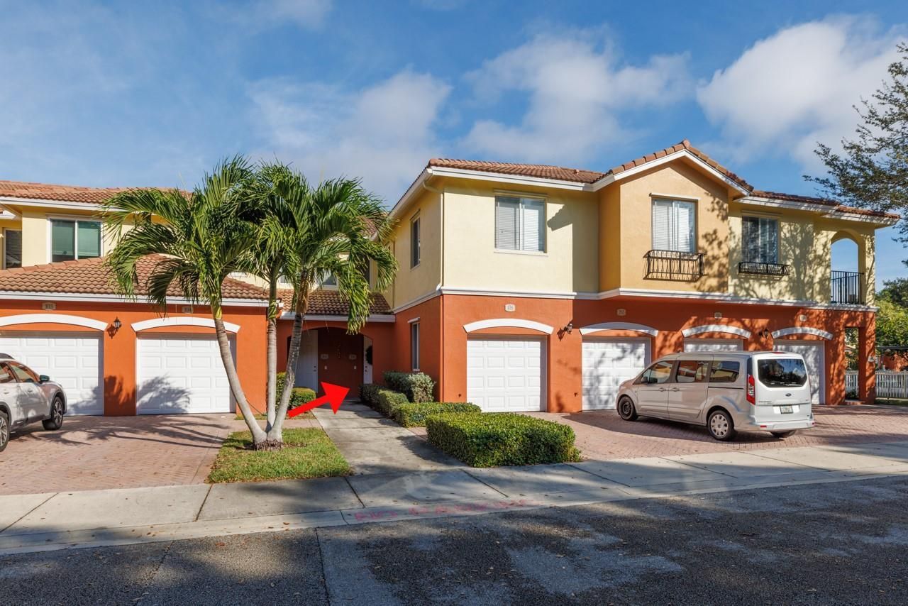 55 SE Palermo Ct, Unit 105, Stuart, FL 34994 Photo