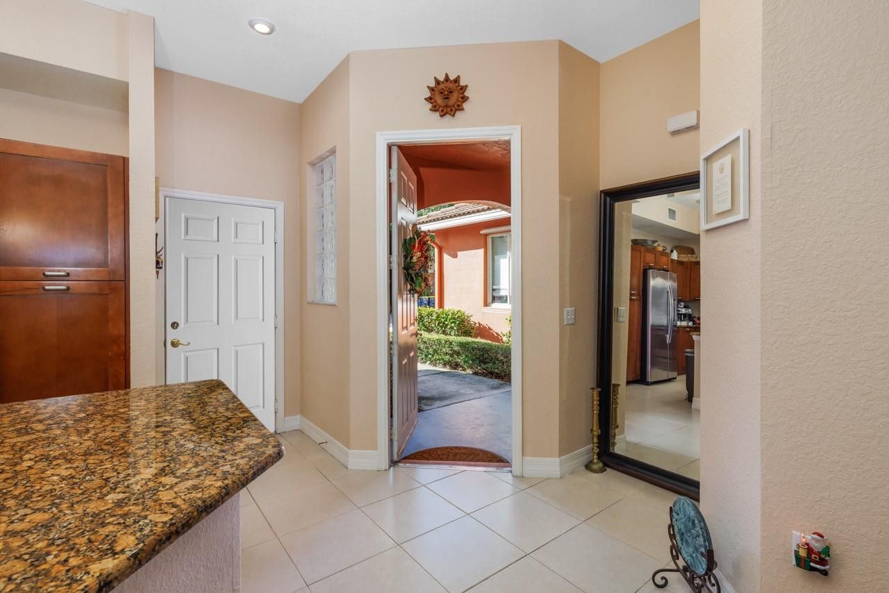 55 SE Palermo Court, Unit 105, Stuart, FL 34994 Photo