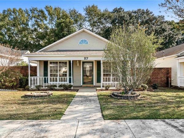 27 Cottage Drive, Fairhope, AL 36532