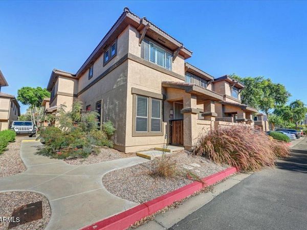 1225 N 36TH Street, Unit 1042, Phoenix, AZ 85008