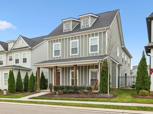 5715 Heirloom Dr, Murfreesboro, TN 37129