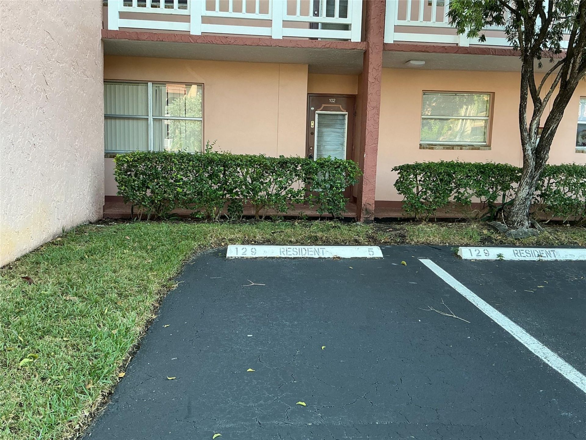 9481 Sunrise Lakes Boulevard, Unit 102, Sunrise, FL 33322 Photo