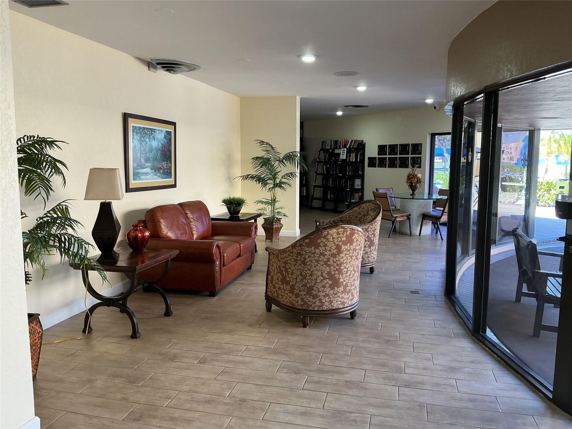9481 Sunrise Lakes Boulevard, Unit 102, Sunrise, FL 33322 Photo