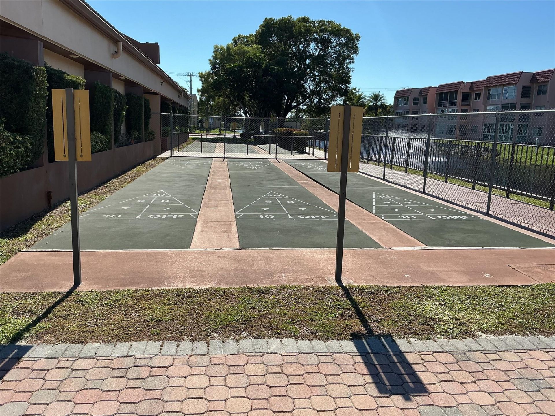 9481 Sunrise Lakes Boulevard, Unit 102, Sunrise, FL 33322 Photo