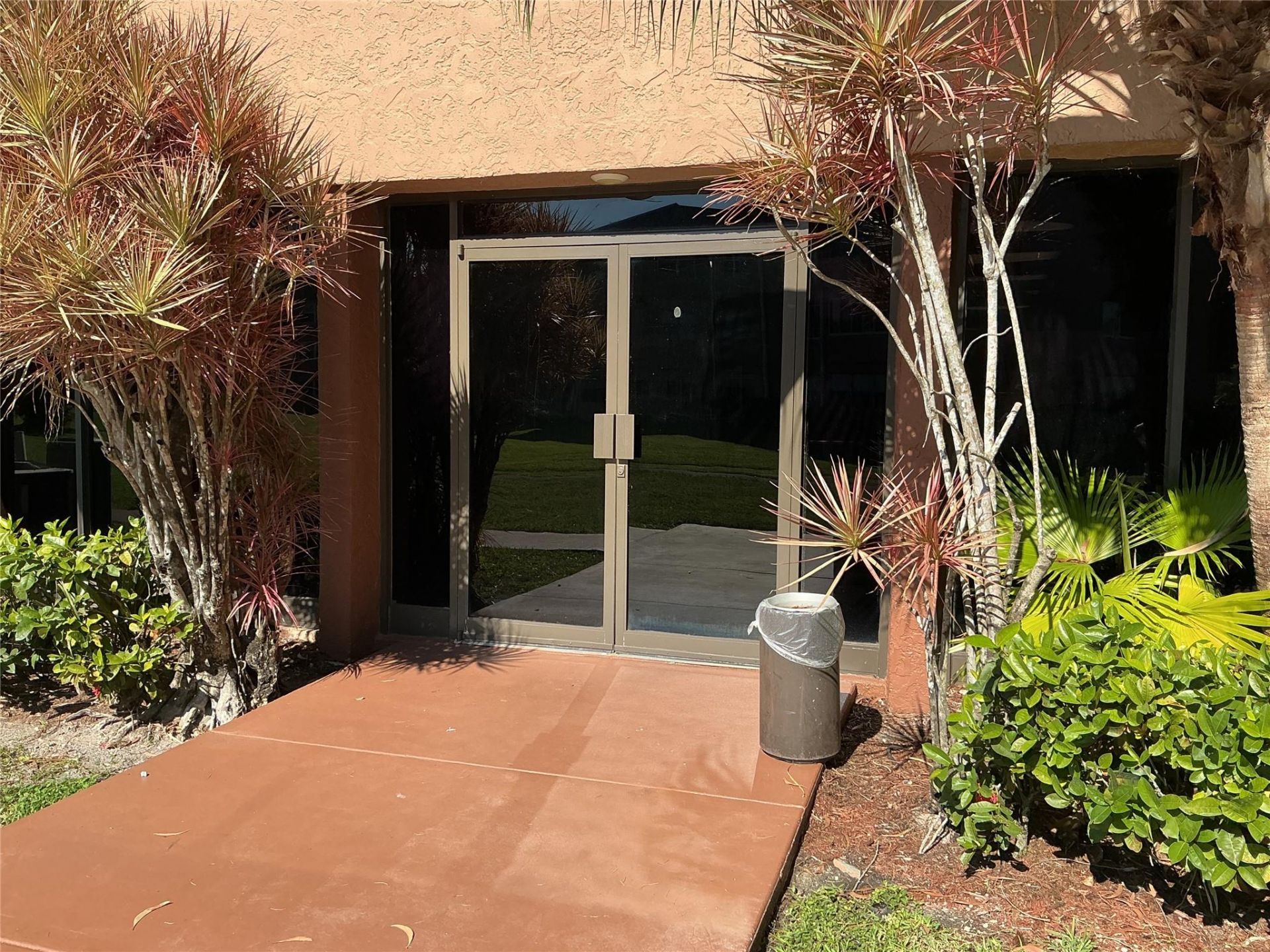 9481 Sunrise Lakes Boulevard, Unit 102, Sunrise, FL 33322 Photo