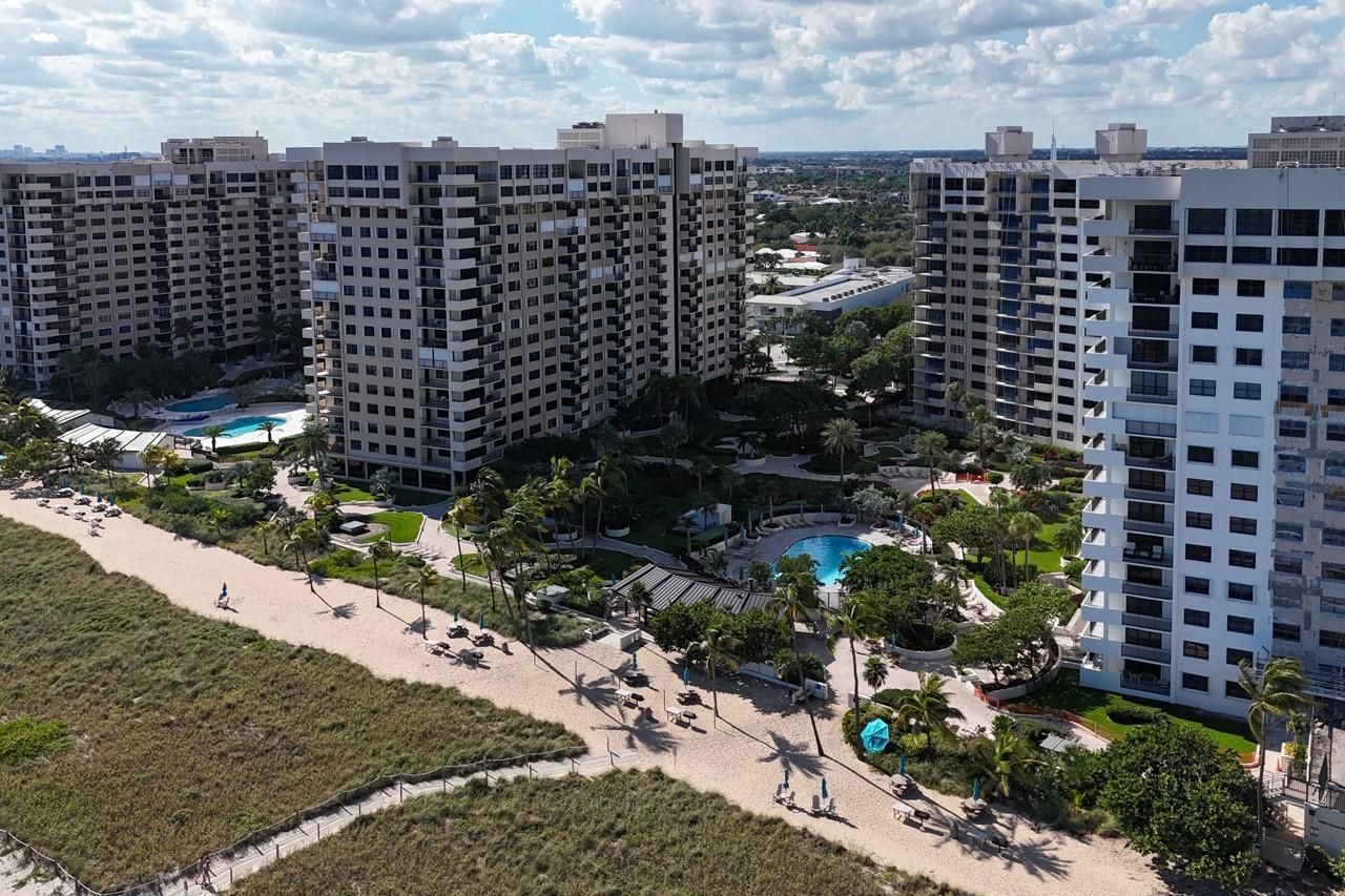 4900 N Ocean Boulevard, Unit 303, Lauderdale by the Sea, FL 33308 Photo