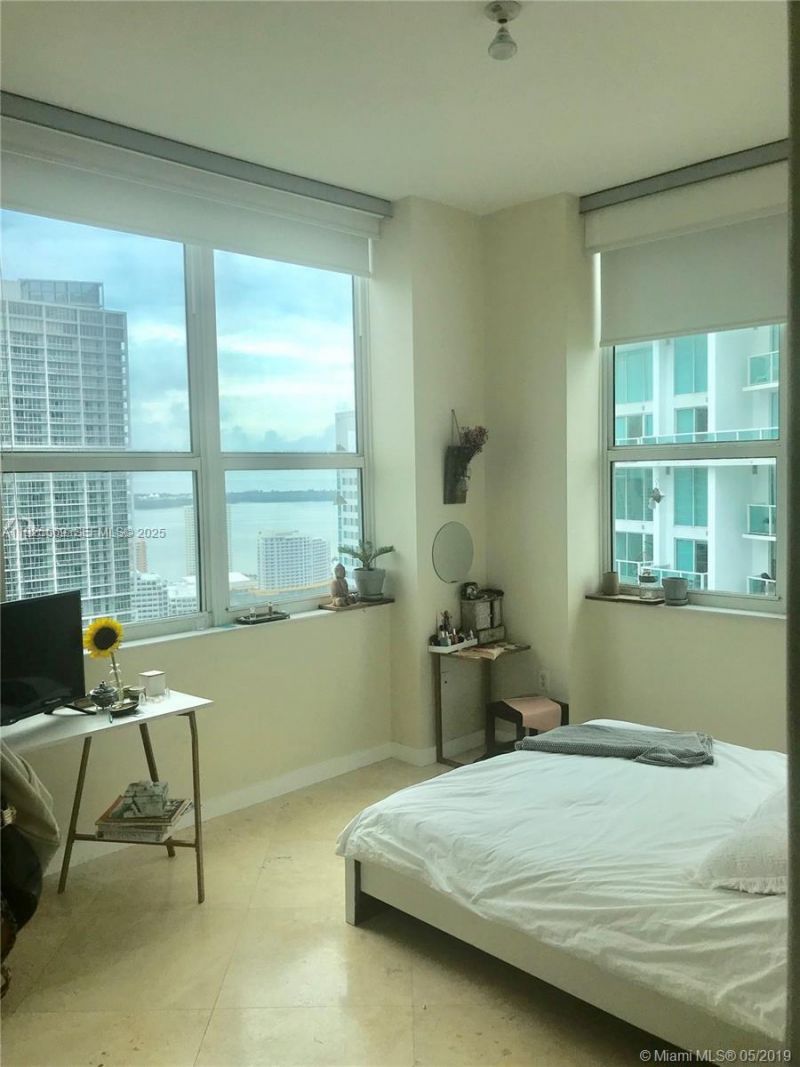 31 SE 5th St, Unit 4218, Miami, FL 33131 Photo