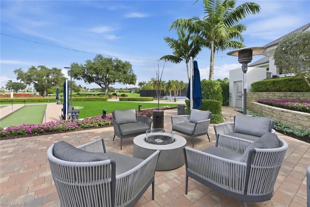 8401 Southbridge Dr, Unit 2, Estero, FL 33967 Photo