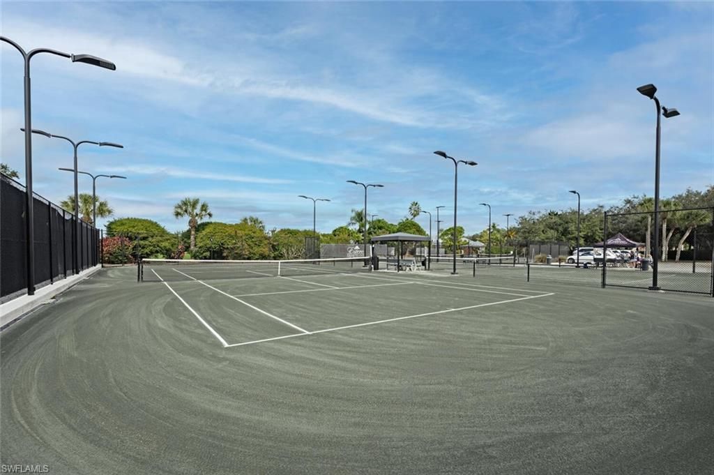 8401 Southbridge Dr, Unit 2, Estero, FL 33967 Photo