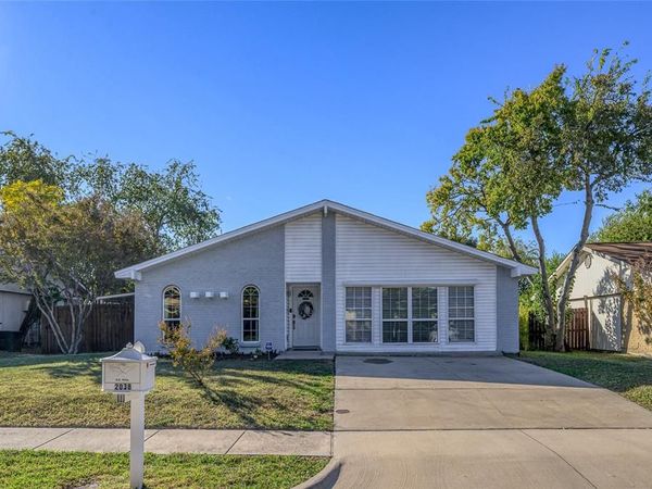 2038 Rose Hill Road, Carrollton, TX 75007