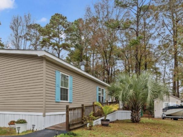 90 Offshore Dr., Murrells Inlet, SC 29576