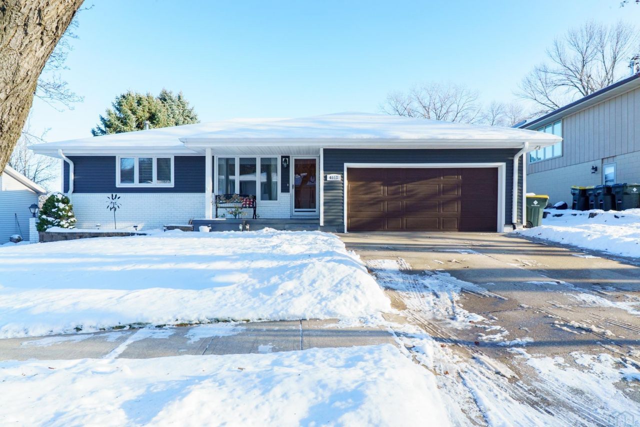 4113 Hickory Lane, Sioux City, IA 51106 Main Photo