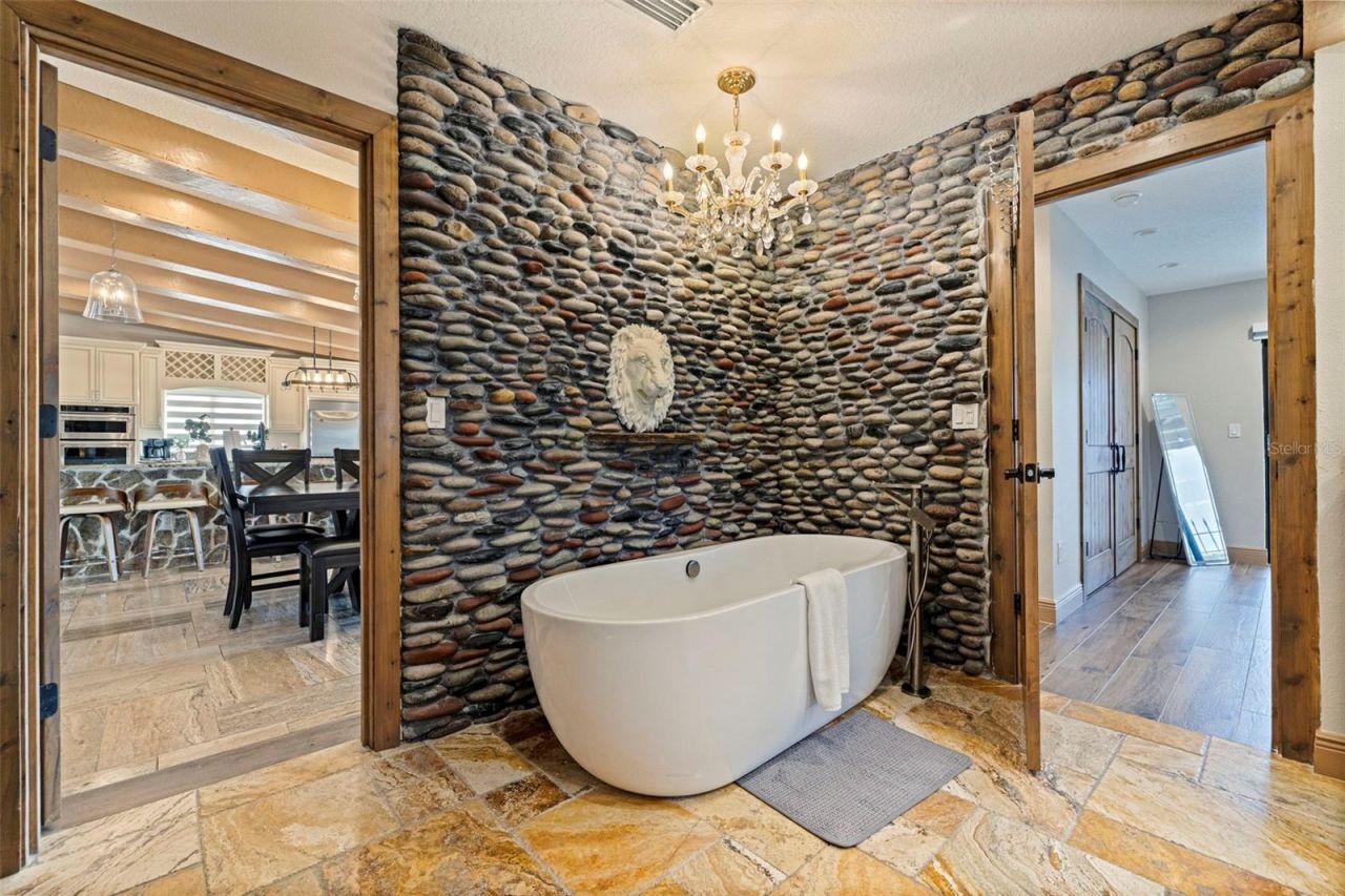 357 La Hacienda Drive, Indian Rocks Beach, FL 33785 Photo