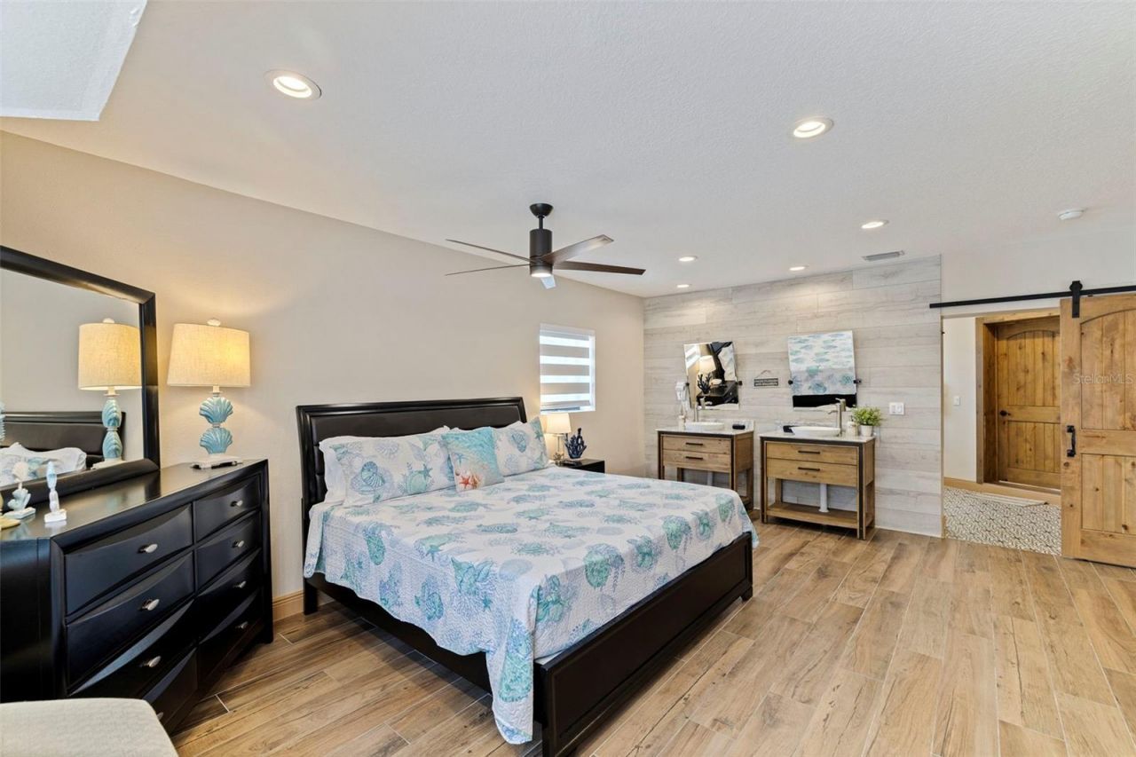 357 La Hacienda Drive, Indian Rocks Beach, FL 33785 Photo