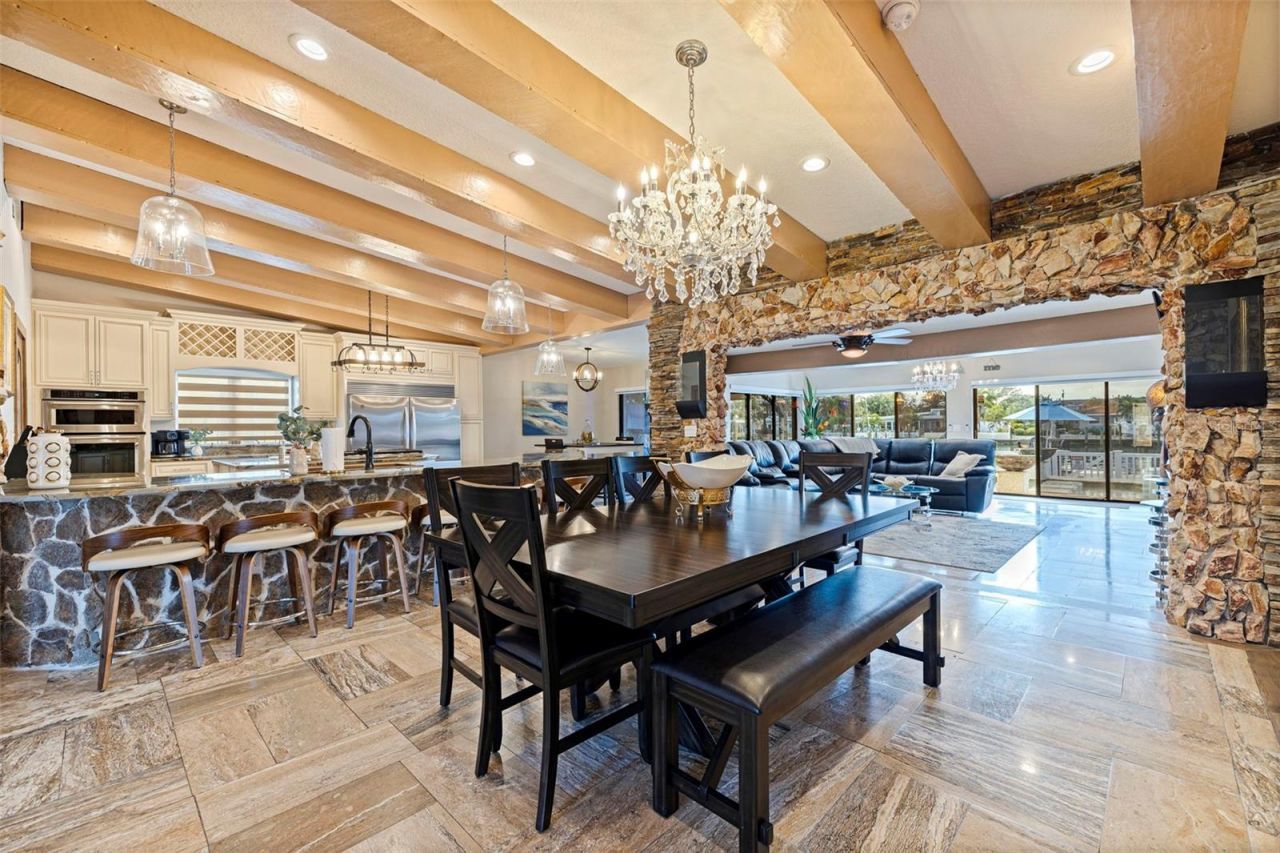 357 La Hacienda Drive, Indian Rocks Beach, FL 33785 Photo