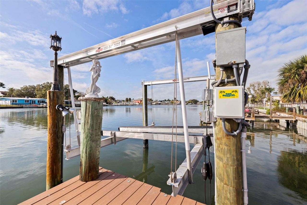 357 La Hacienda Drive, Indian Rocks Beach, FL 33785 Photo