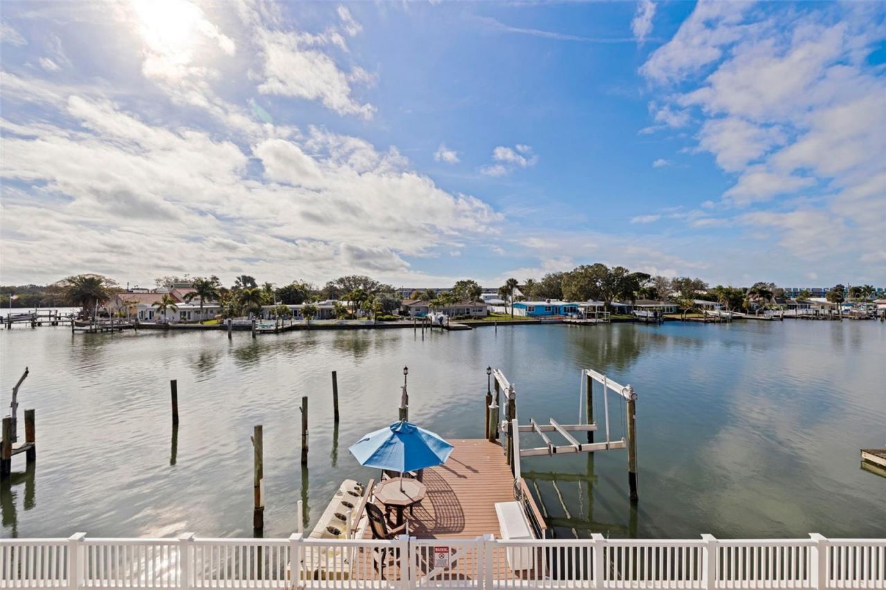 357 La Hacienda Drive, Indian Rocks Beach, FL 33785 Photo