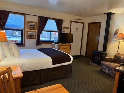 6944 North Lake Boulevard, Tahoe Vista, CA 96140 Photo