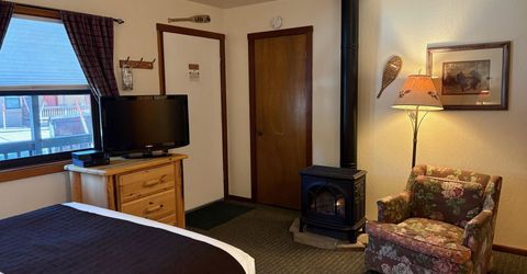 6944 North Lake Boulevard, Tahoe Vista, CA 96140 Photo