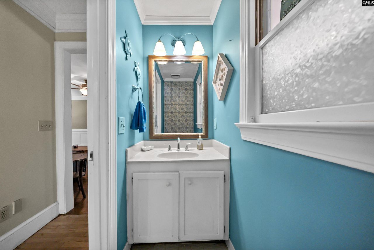 1908 Hollingshed Road Photo 26