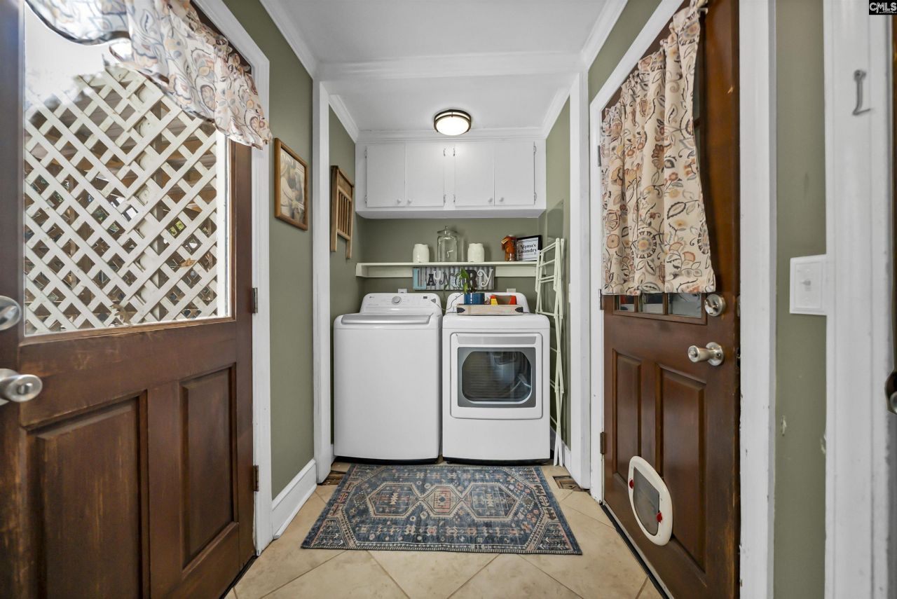 1908 Hollingshed Road Photo 27