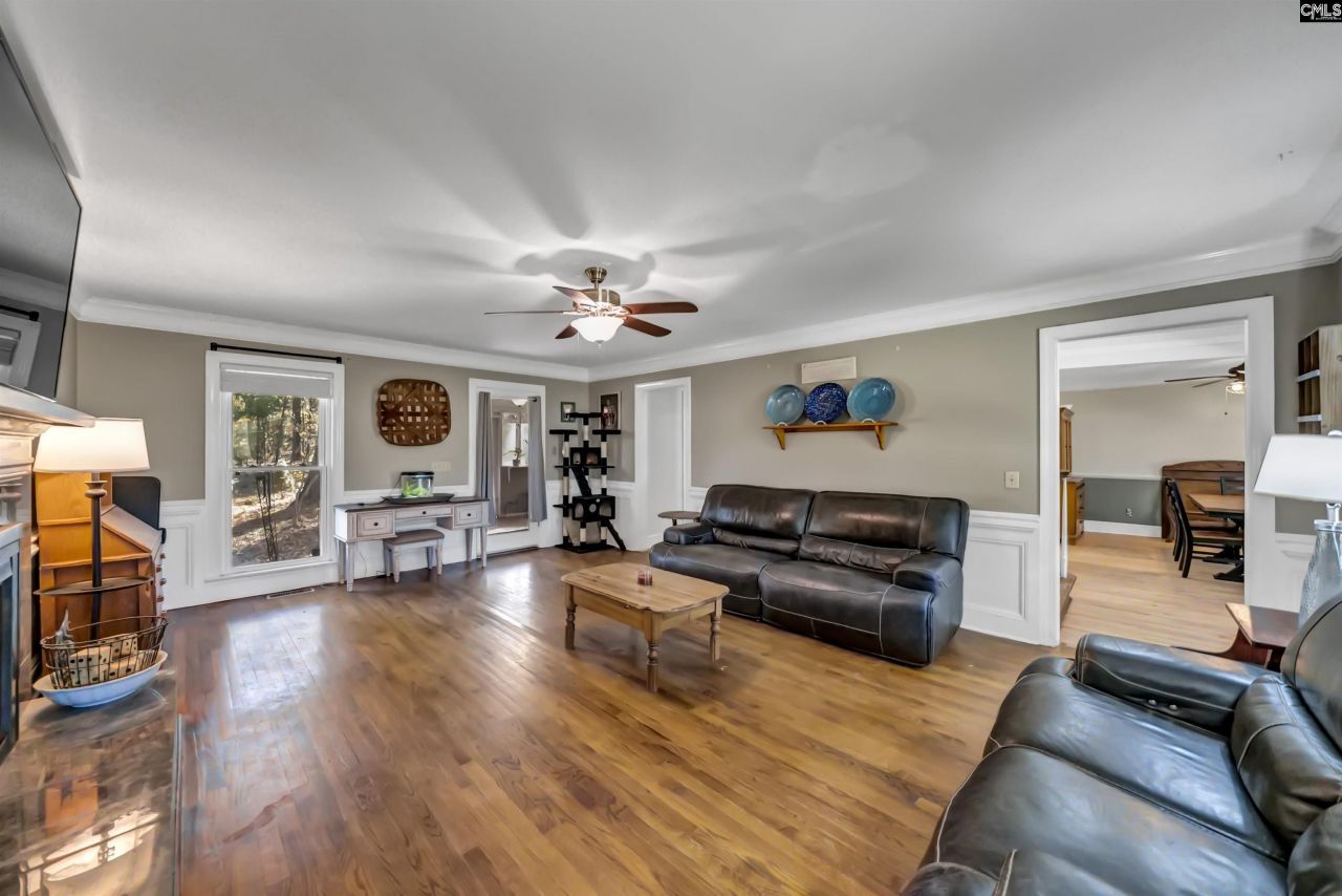 1908 Hollingshed Road Photo 28