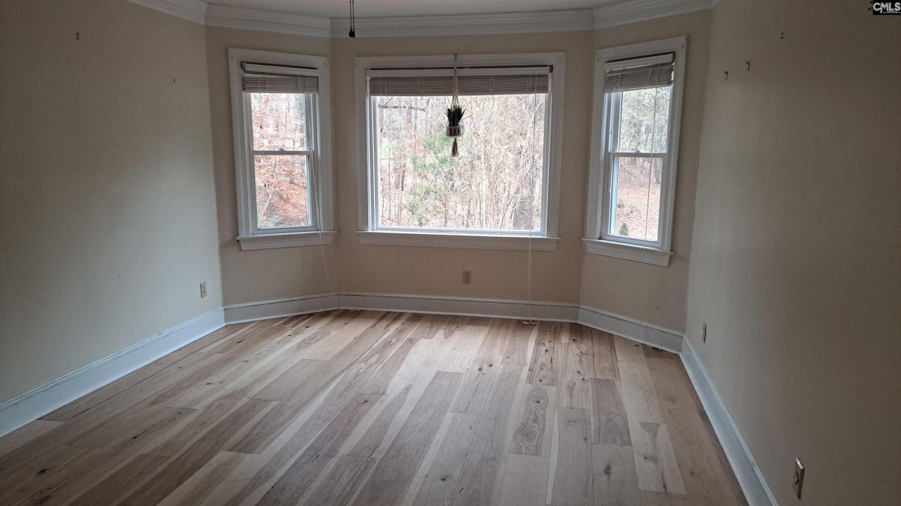 1908 Hollingshed Road Photo 41