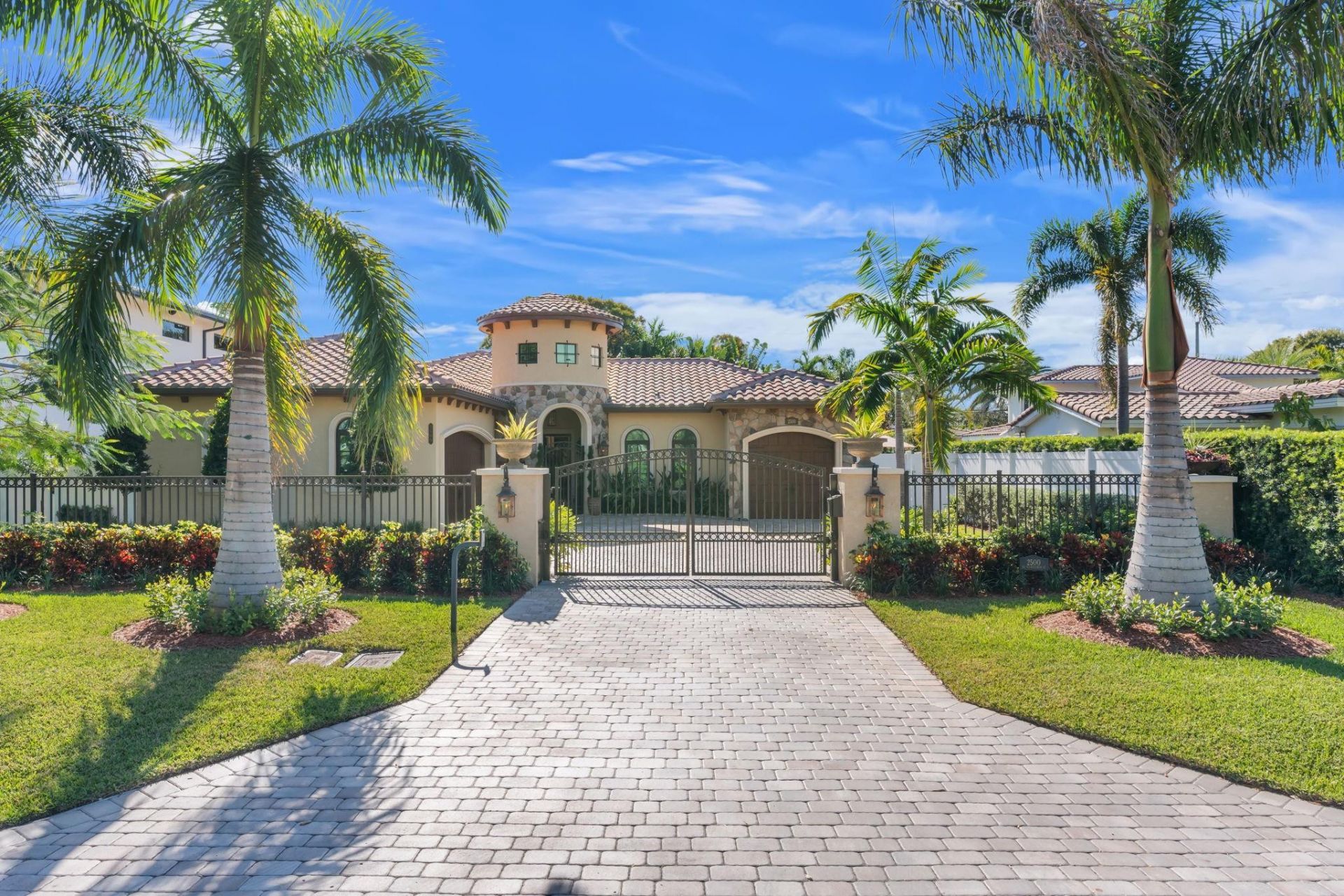 2500 NE 14th Street, Fort Lauderdale, FL 33304 Photo