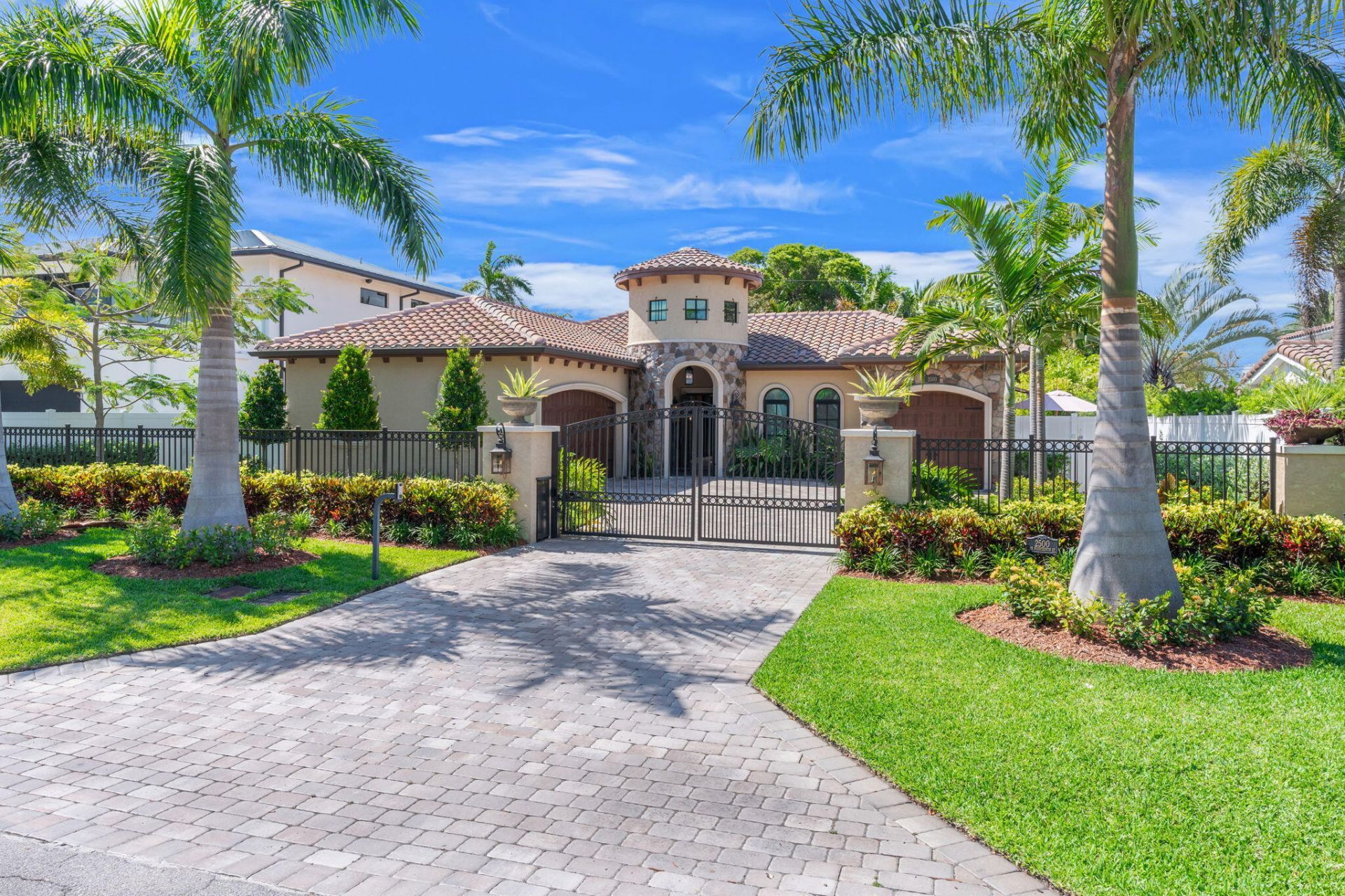 2500 NE 14th Street, Fort Lauderdale, FL 33304 Photo