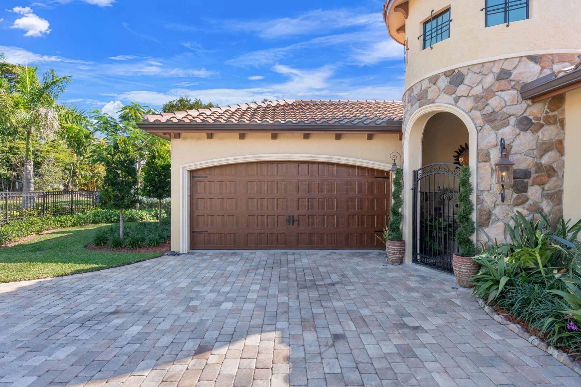 2500 NE 14th Street, Fort Lauderdale, FL 33304 Photo