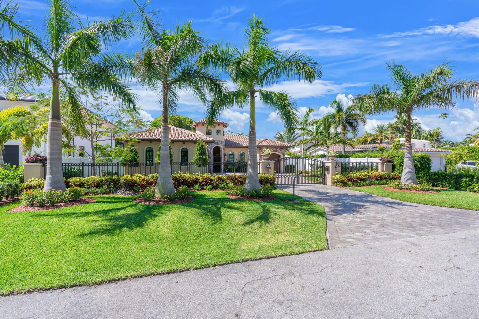 2500 NE 14th Street, Fort Lauderdale, FL 33304 Photo