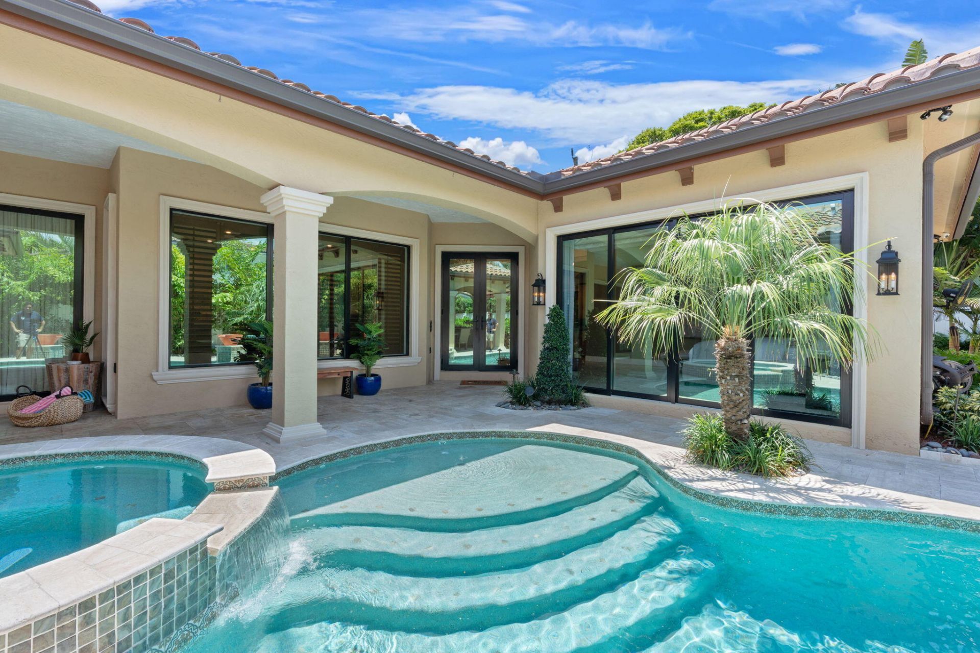 2500 NE 14th Street, Fort Lauderdale, FL 33304 Photo
