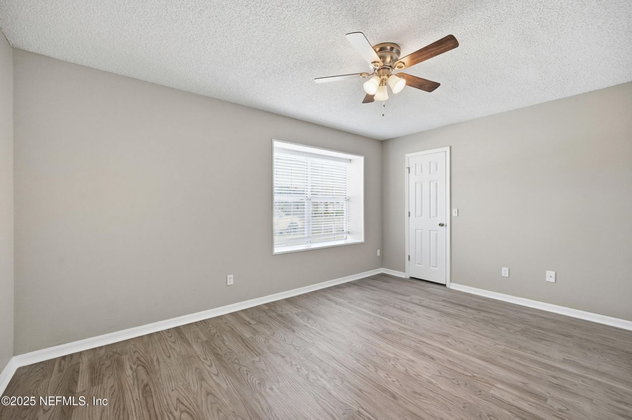 8428 Country Bend Circle E, Jacksonville, FL 32244 Photo