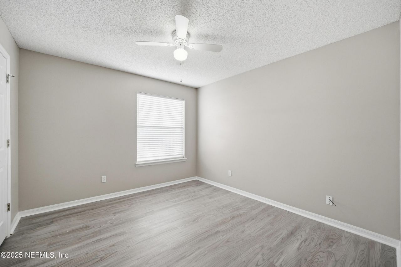 8428 Country Bend Circle E, Jacksonville, FL 32244 Photo