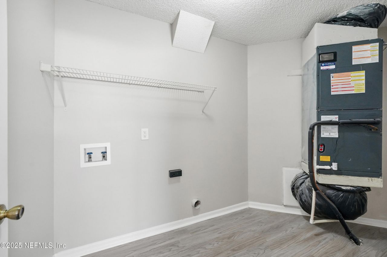 8428 Country Bend Circle E, Jacksonville, FL 32244 Photo