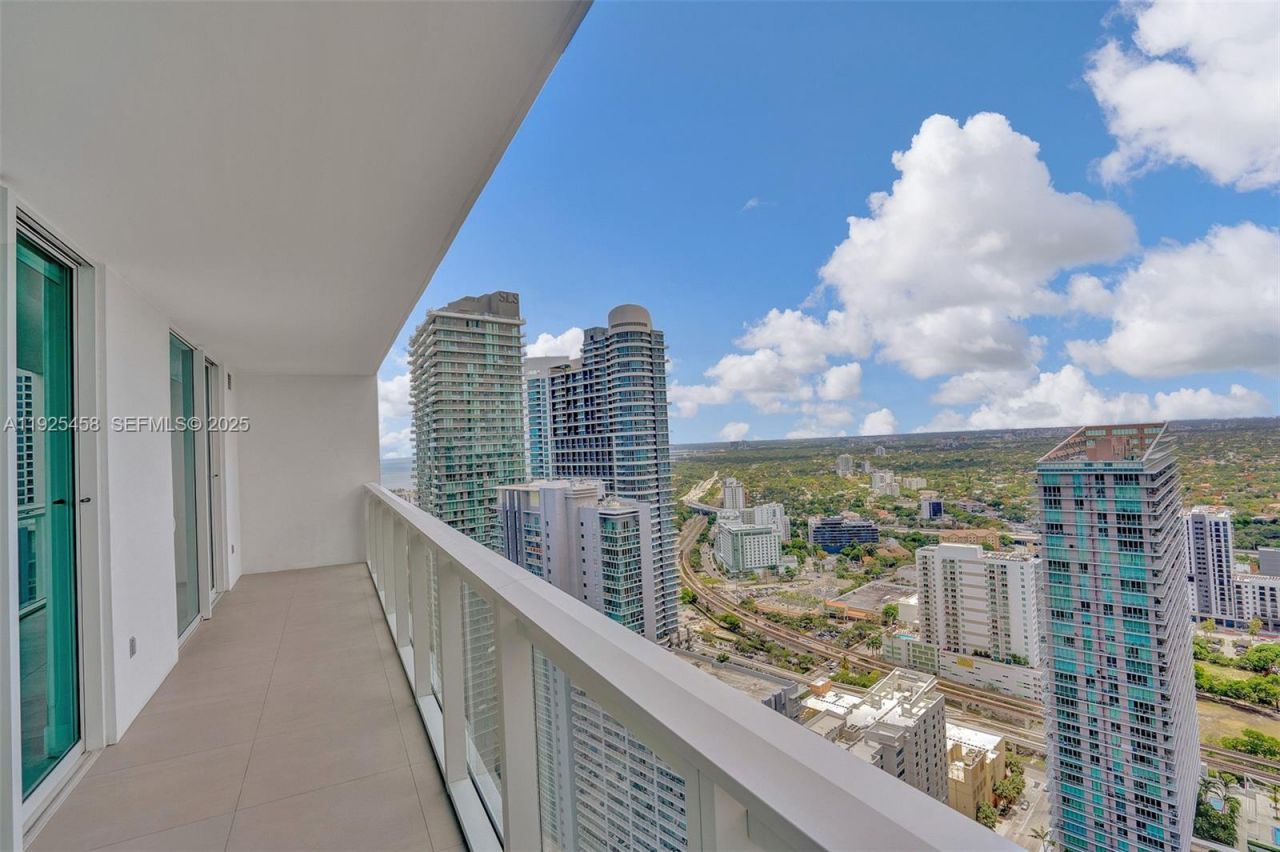 1080 Brickell Ave, Unit 4109, Miami, FL 33131 Photo