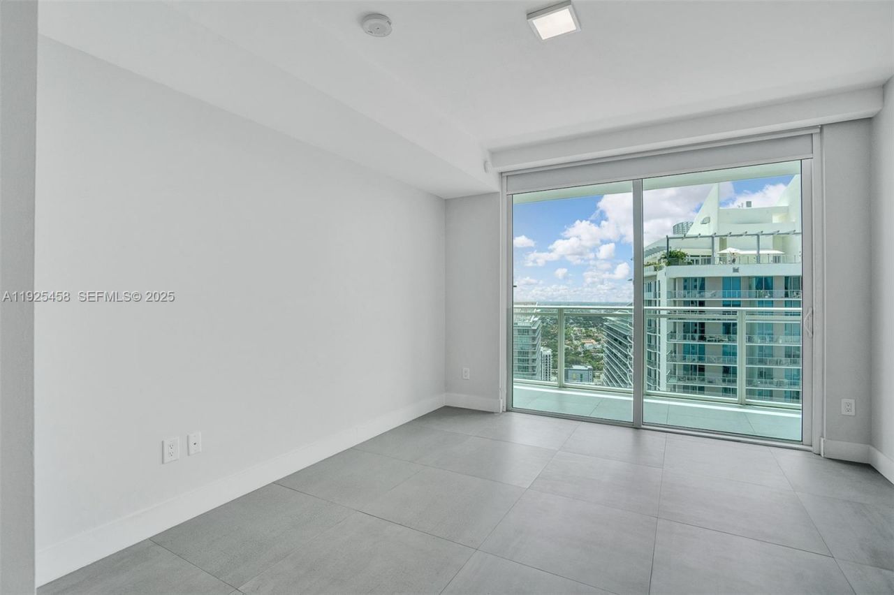 1080 Brickell Ave, Unit 4109, Miami, FL 33131 Photo